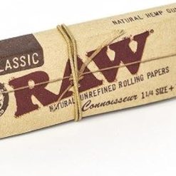 Raw classic connoisseur 1 1 4 size with tips at Aussie Smokes